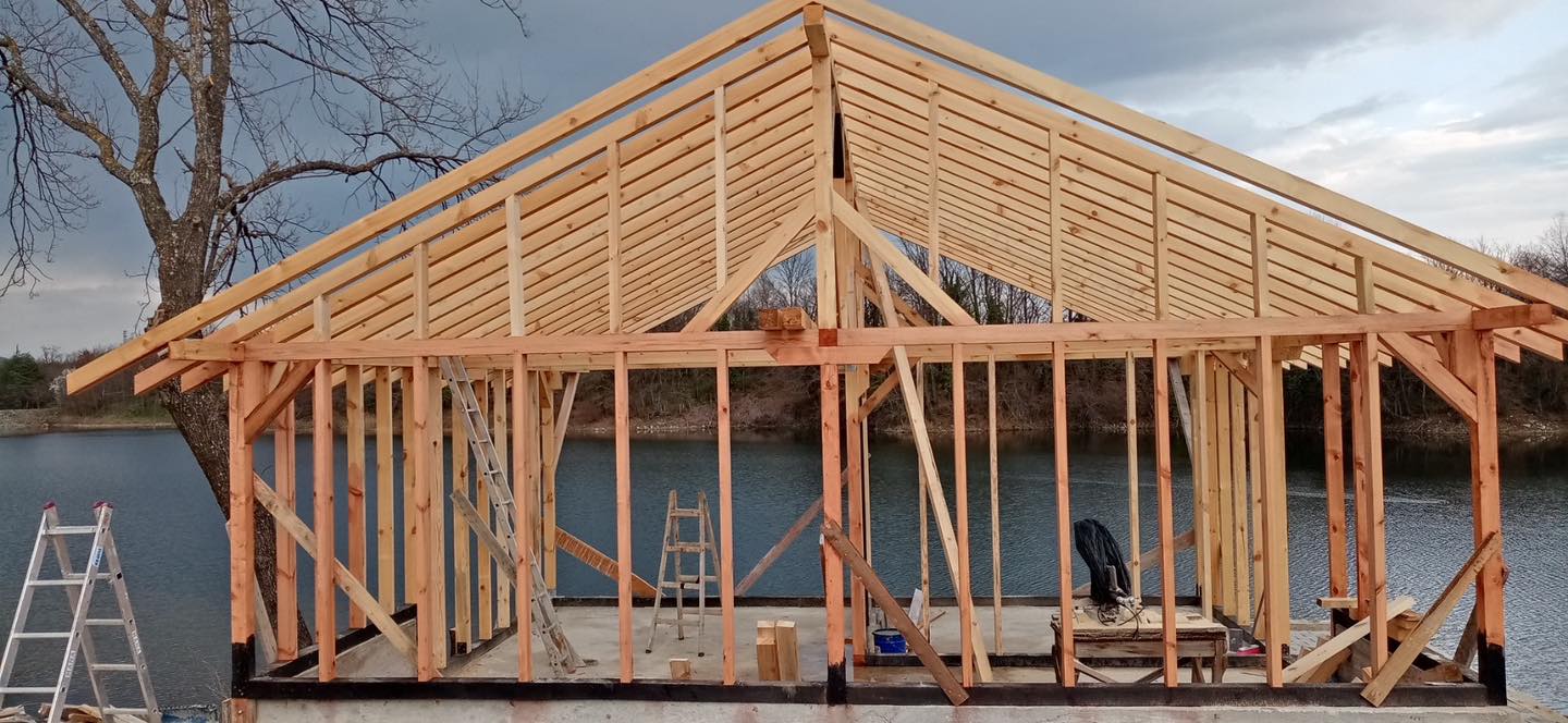 ИЗГРАЖДАНЕ СГЛОБЯЕМА КЪЩА