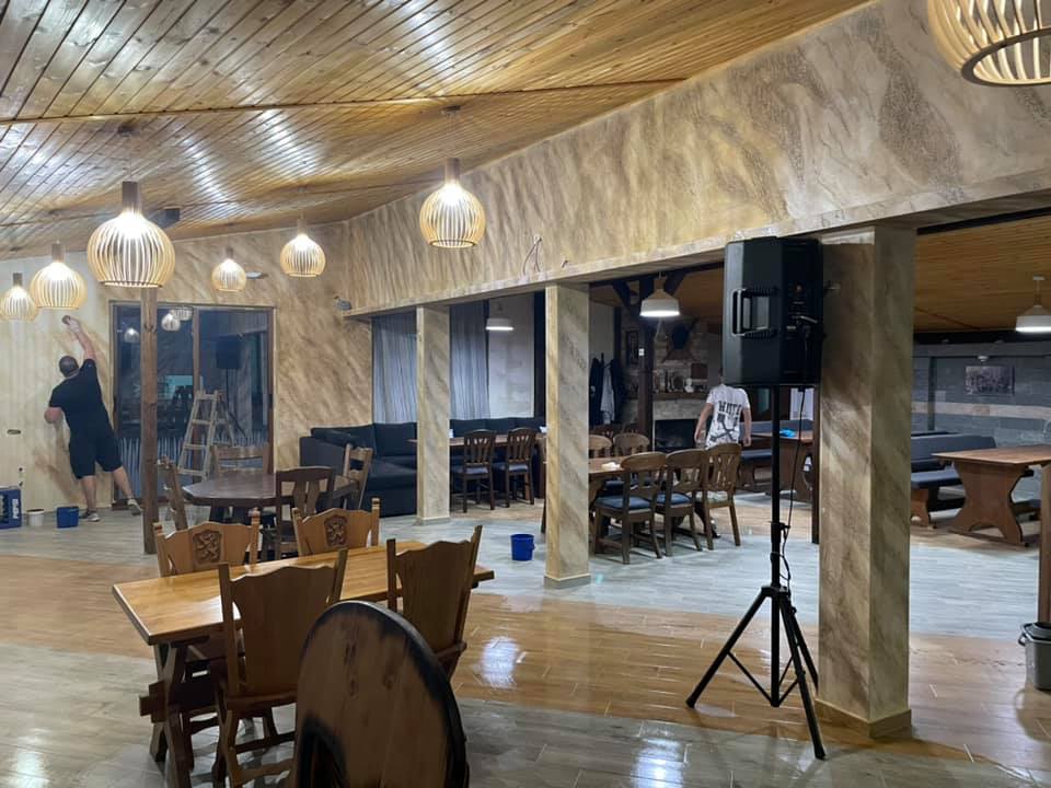 „Интериорна декорация с ефект на пясъчни дюни“