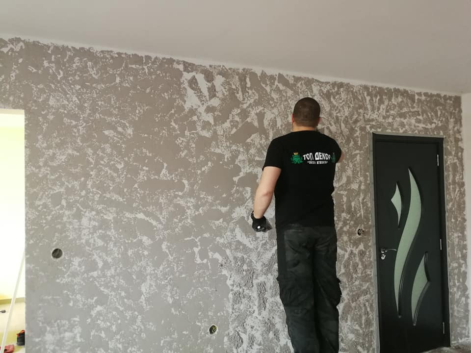 „Релеф и контраст“: От груба основа до стилен завършек